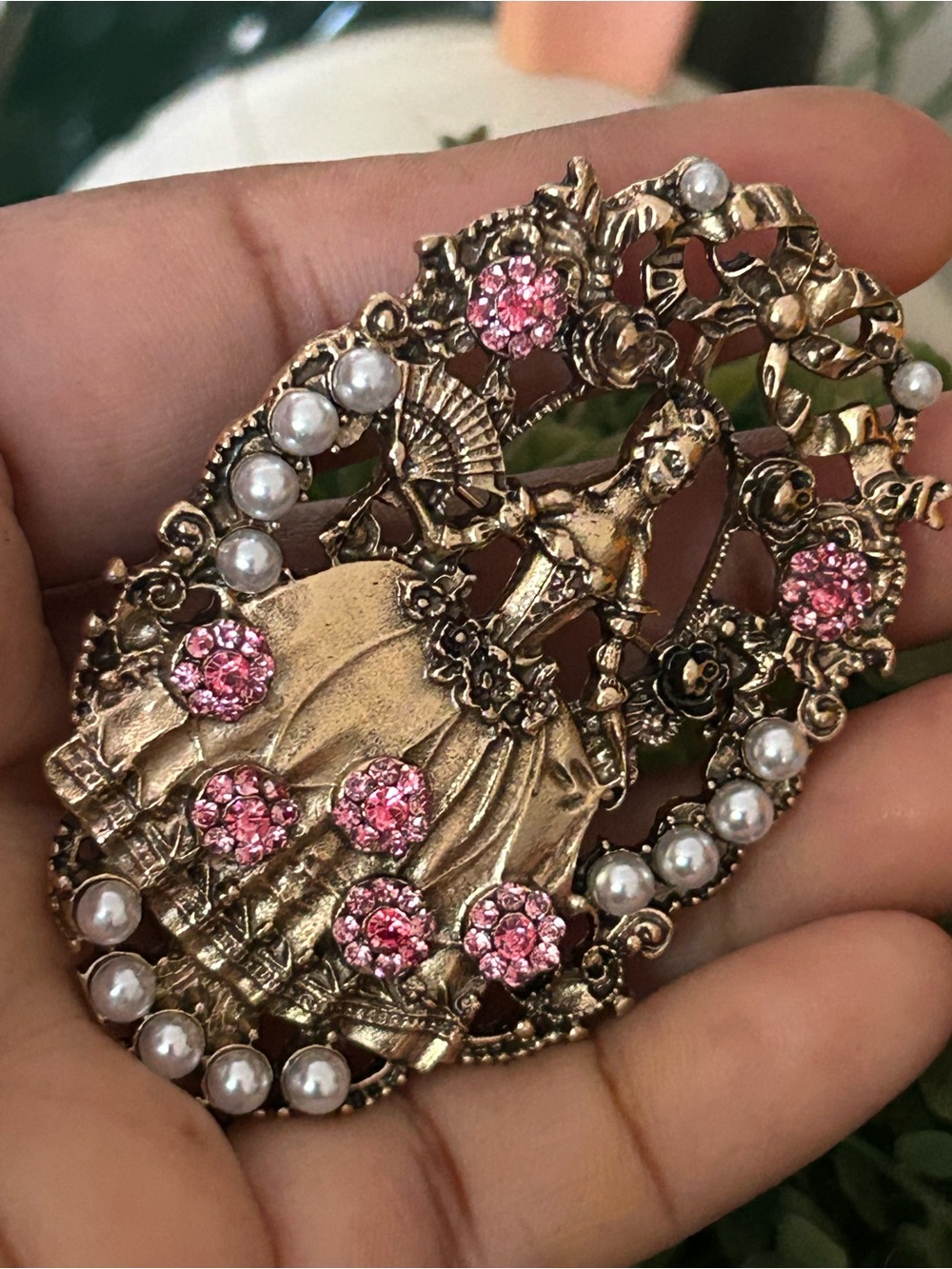 Vintage-Style Gold-tone Pink Crystal Pearl Brooch Necklace Pendant